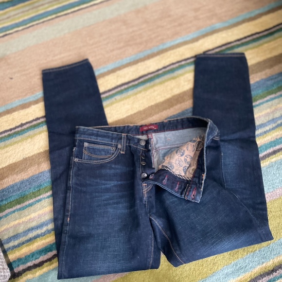 Ted Baker - Picture 4 of 5